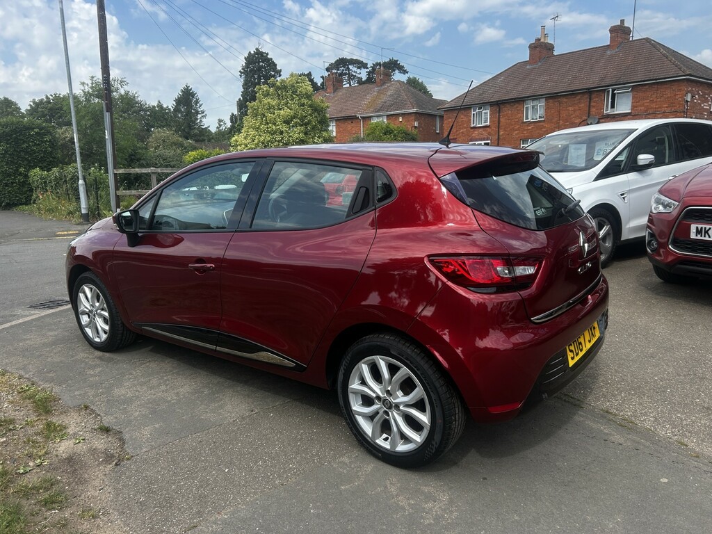 Renault Clio Hatchback 1.2 Dynamique Nav 1.2 16V 75 2017 SD67JXF Red #3