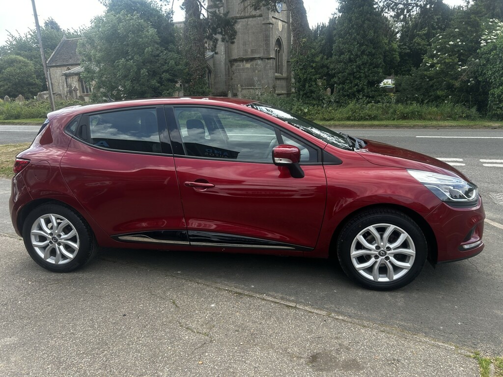 Renault Clio Hatchback 1.2 Dynamique Nav 1.2 16V 75 2017 SD67JXF Red #6