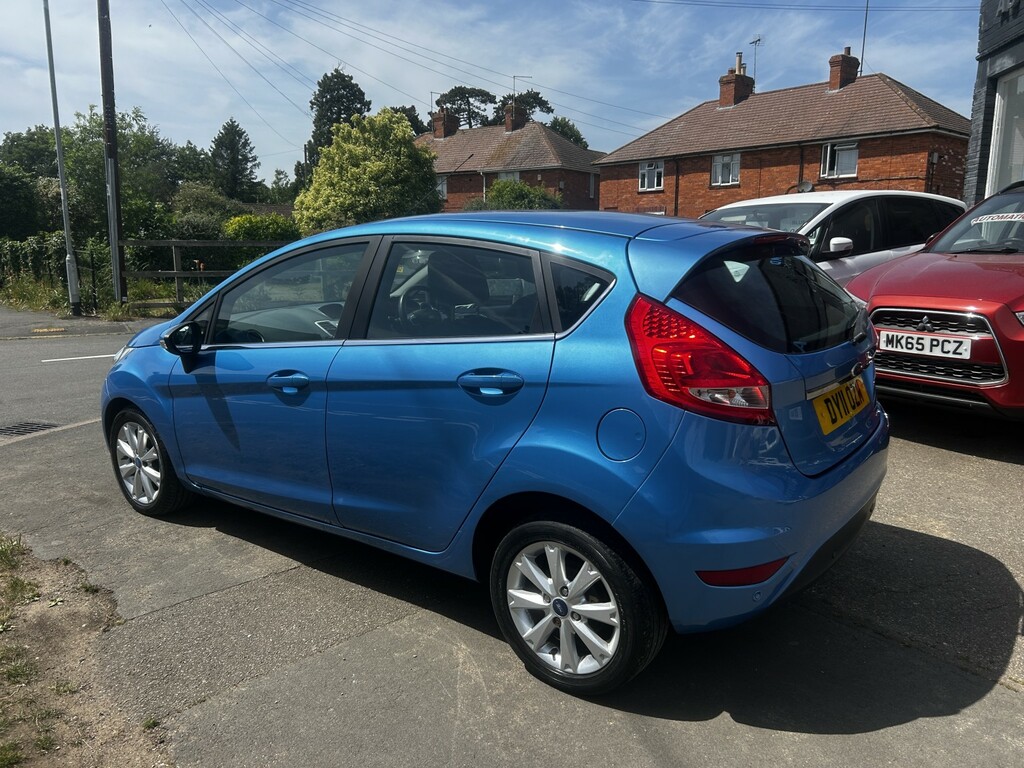 Ford Fiesta Hatchback 1.4 Zetec 2011 DY11OZM Blue #3