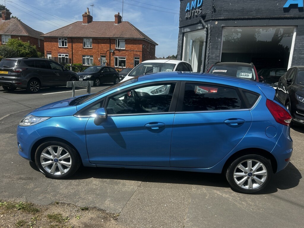 Ford Fiesta Hatchback 1.4 Zetec 2011 DY11OZM Blue #2
