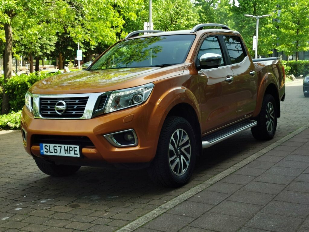 Nissan Navara 2.3L Tekna Yellow #3