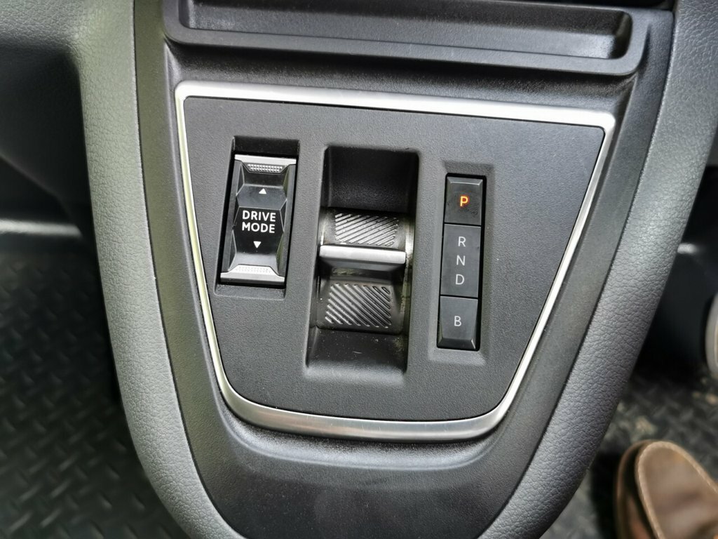 Peugeot E-Expert E 1200 75Kwh Professional Standard Panel Van 6Dr E White #16