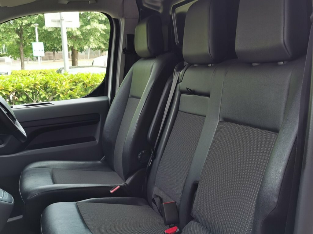 Peugeot E-Expert E 1200 75Kwh Professional Standard Panel Van 6Dr E White #11