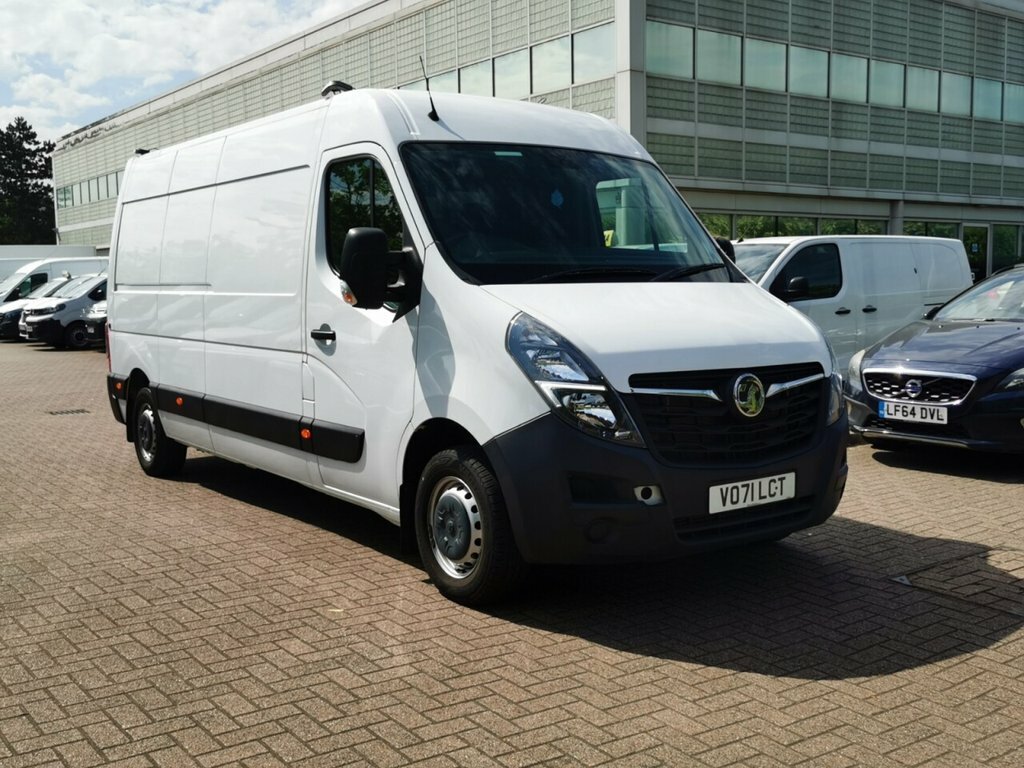 Vauxhall Movano 2.3L Edition White