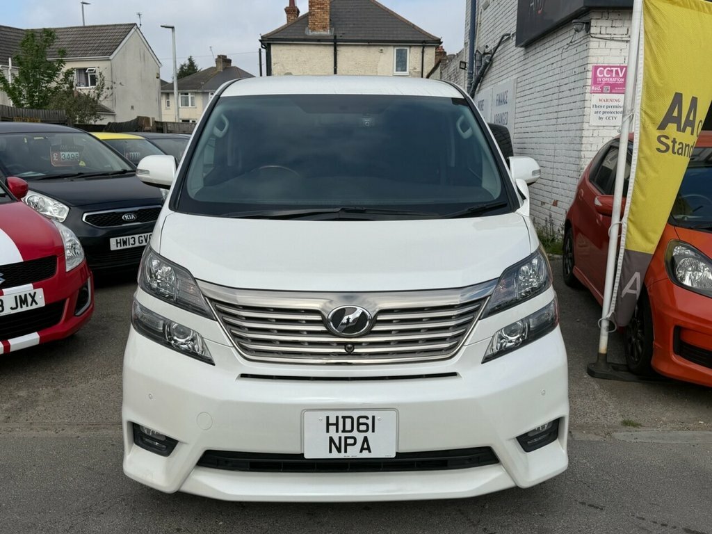 Toyota Vellfire Mpv White #2