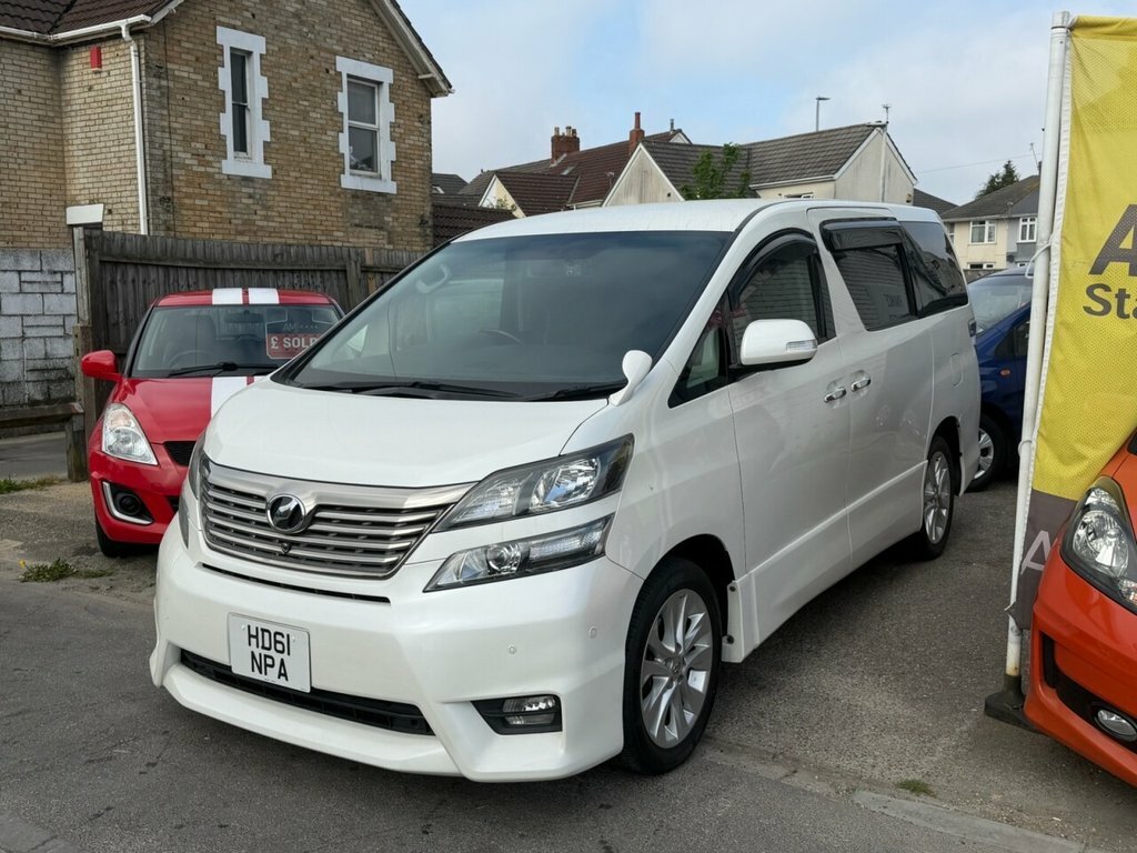 Toyota Vellfire Mpv White #3