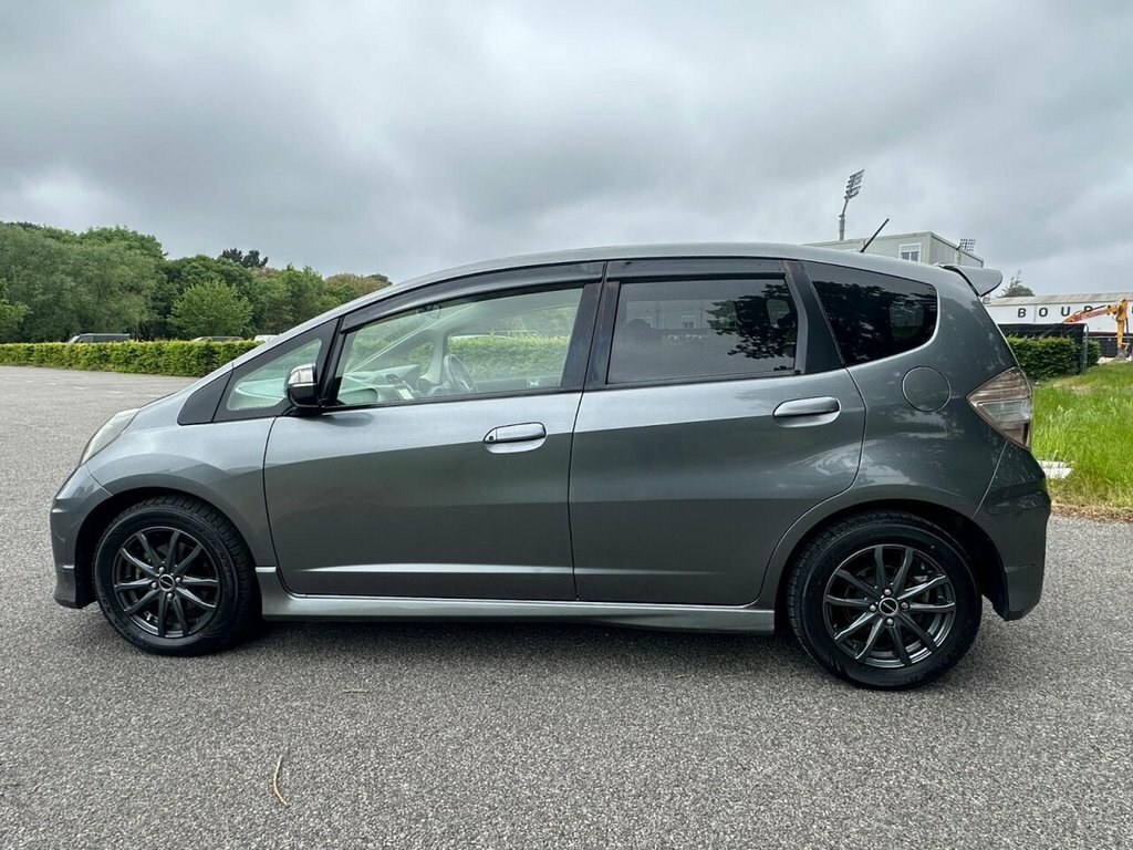 Honda Fit Hatchback Grey #4