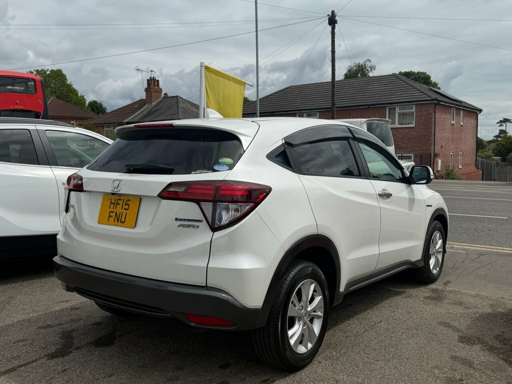 Honda Hr-V Mpv White #6