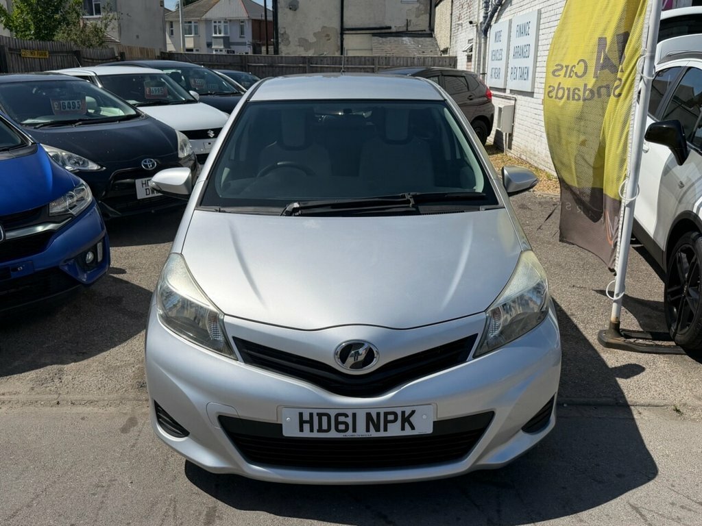 Toyota Yaris Hatchback HD61NPK Silver #2