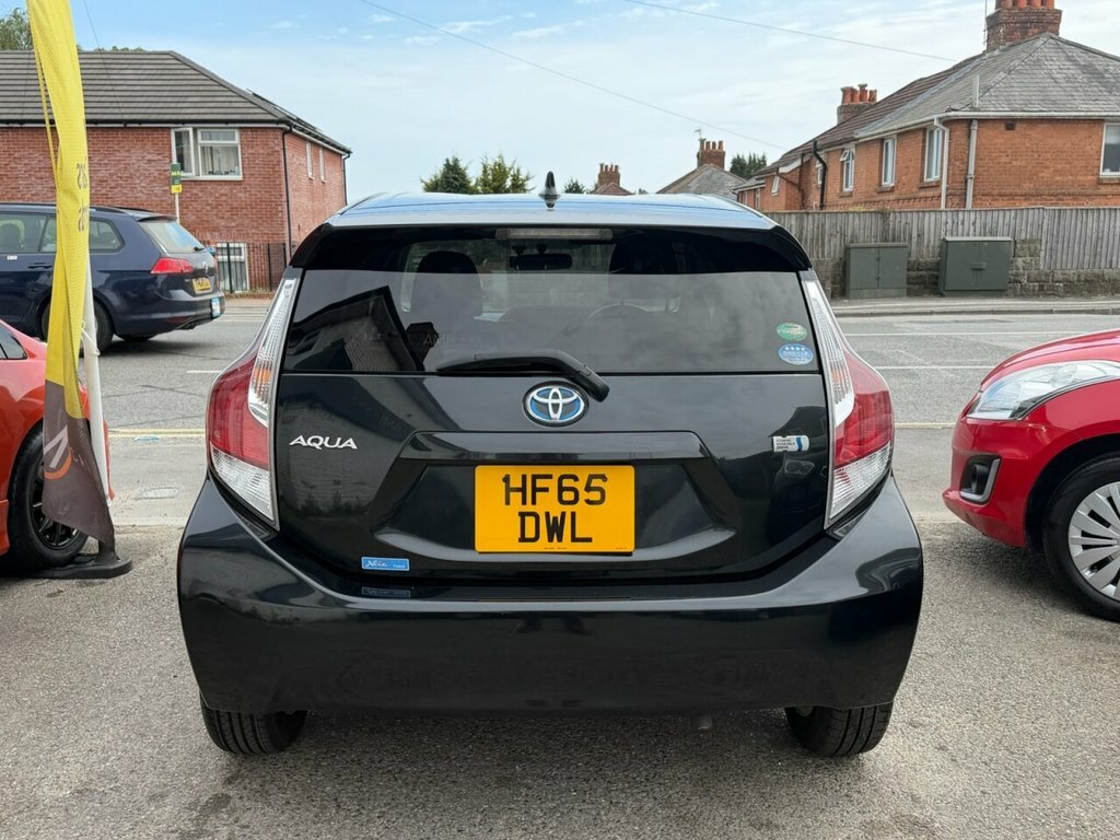 Toyota Aqua Hatchback Black #5