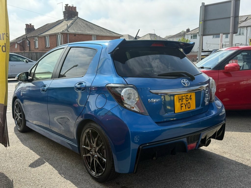 Toyota Vitz Hatchback Blue #4