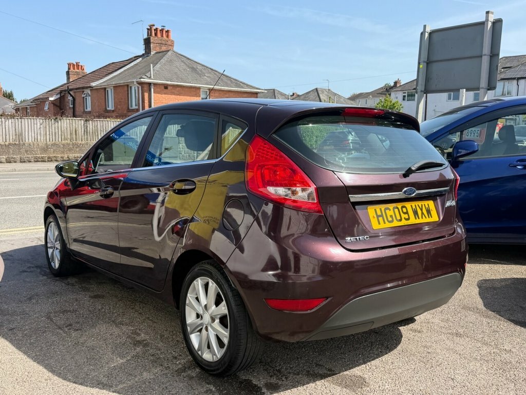 Ford Fiesta 1.4L Zetec HG09WXW Red #4