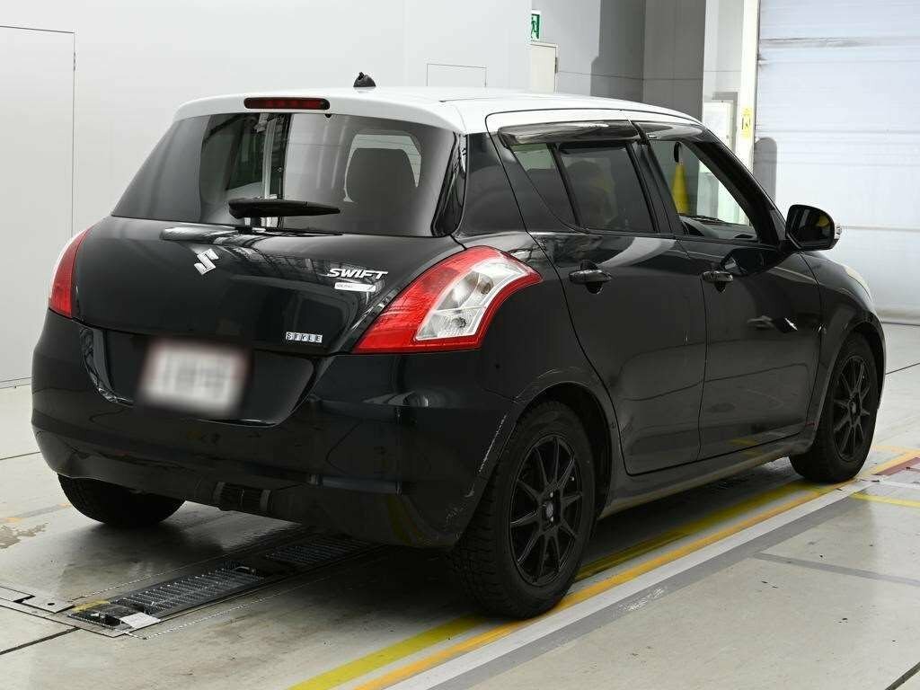 Suzuki Swift Hatchback SWIF007 Black #3