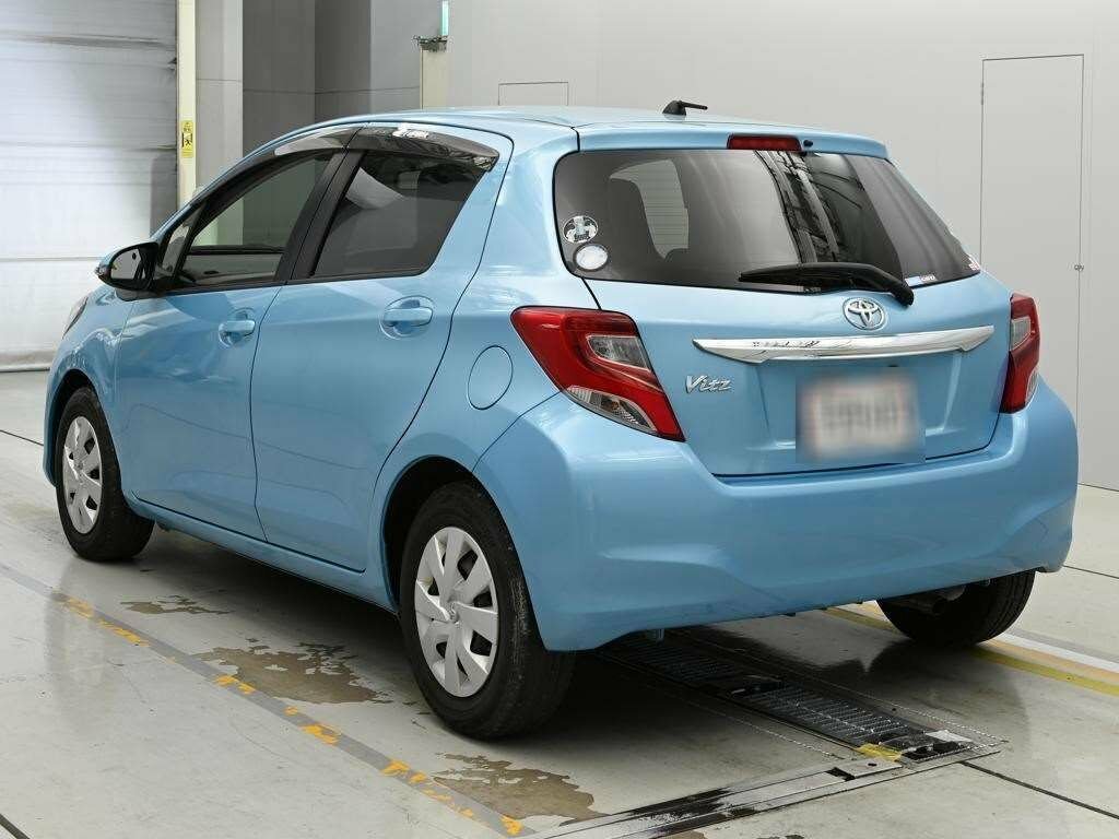 Toyota Vitz Hatchback Blue #6