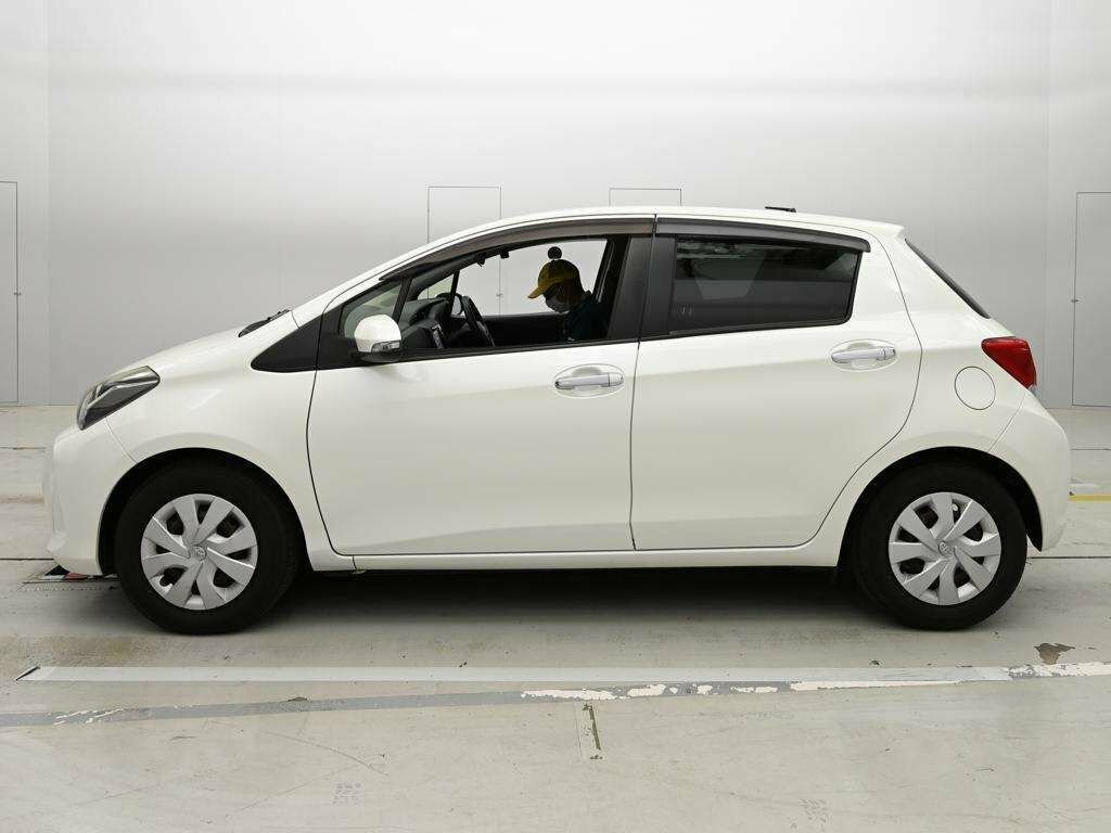 Toyota Vitz Hatchback  #6