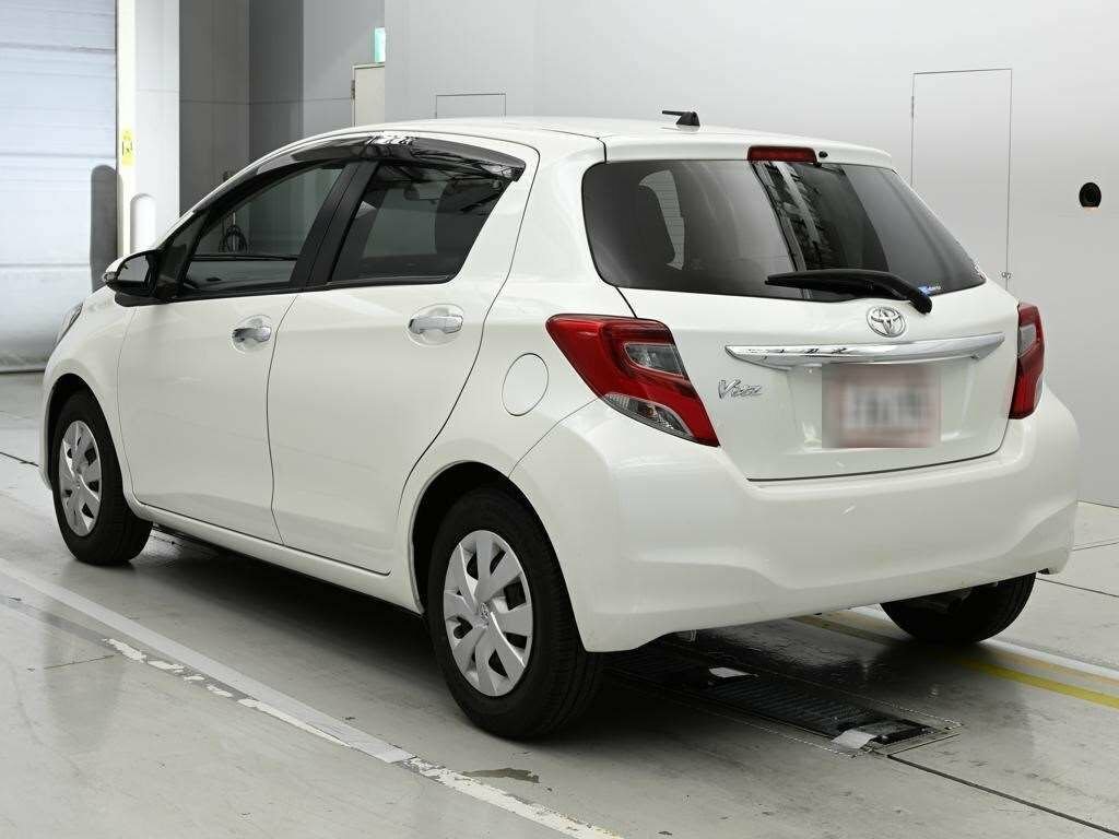 Toyota Vitz Hatchback 201616 Purple #7