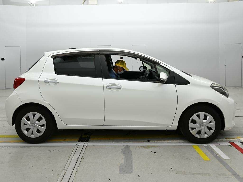 Toyota Vitz Hatchback  #5