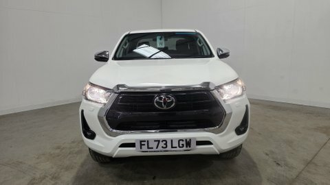 Toyota HILUX Toyota Hilux White #3