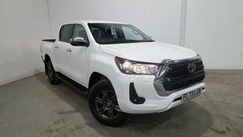 Toyota HILUX Toyota Hilux White #2