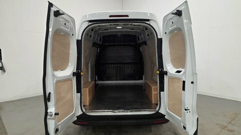 Maxus Deliver 7 Deliver 7 2.0 D20 H1 Van White #9