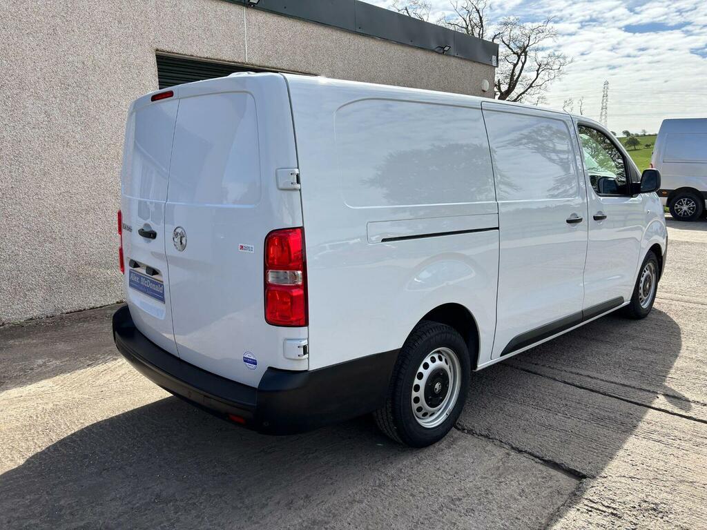 Vauxhall Vivaro Panel Van 2.0 Turbo D Prime Xl Panel Van Lwb Euro DS24LCC White #5
