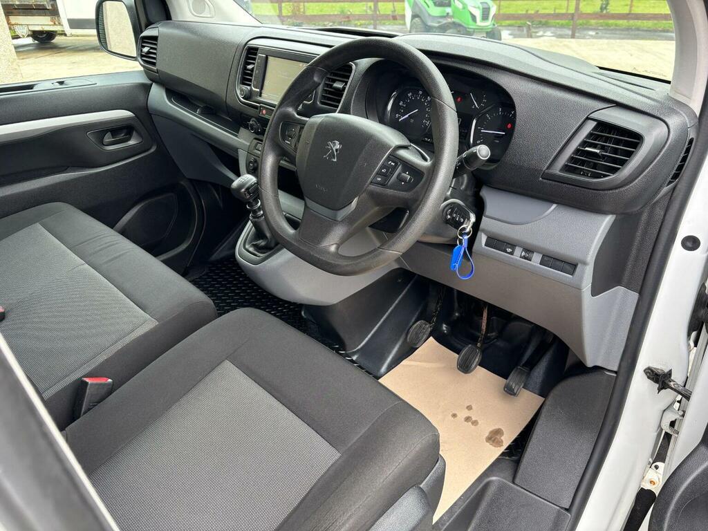 Peugeot Expert Combi Van 2.0 Bluehdi 1400 Professional Standard C White #2