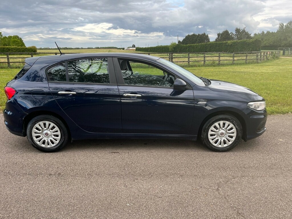 Fiat Tipo 1.4 Easy Hatchback WO17PGU Blue #3