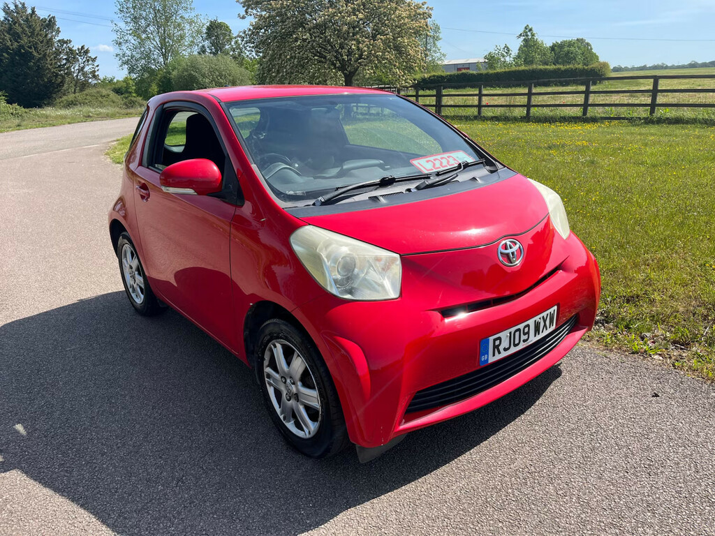 Toyota IQ 1.0 Vvt-i Hatchback Red