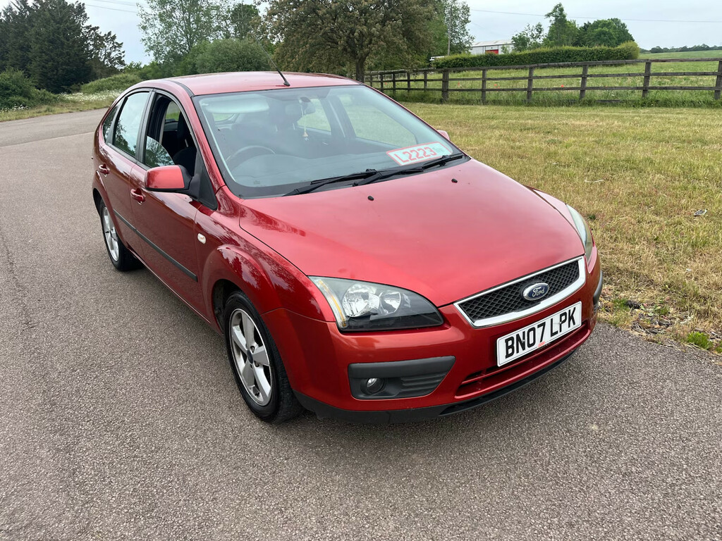 Ford Focus 1.6 Zetec 115 Climate Pack Hatchback Petro Red