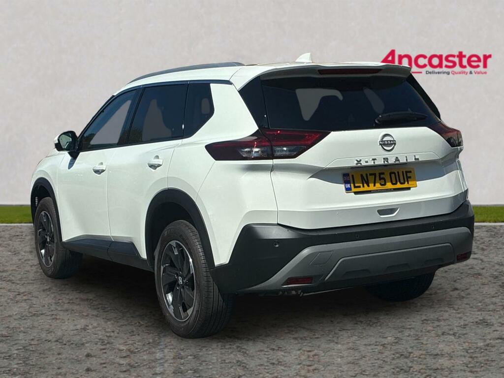 Nissan X-Trail 1.5 Mhev 163 N-connecta Xtronic White #5