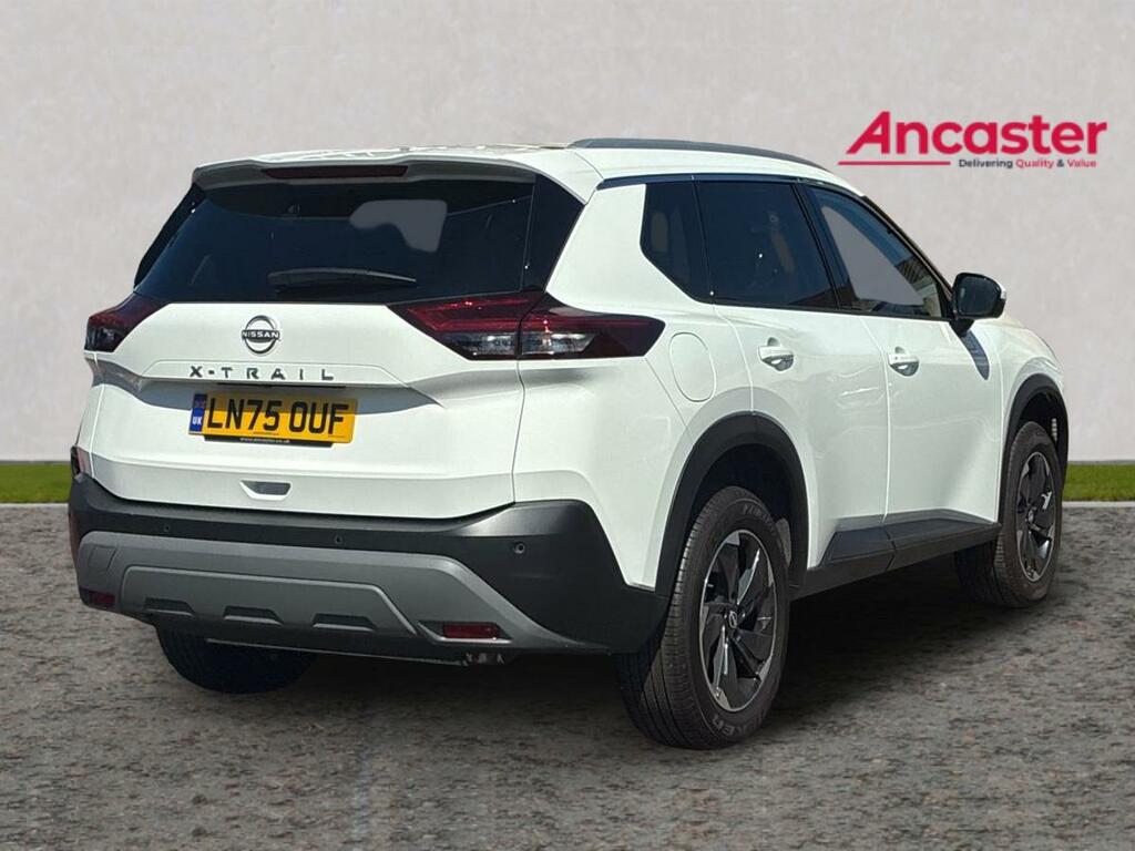 Nissan X-Trail 1.5 Mhev 163 N-connecta Xtronic White #3