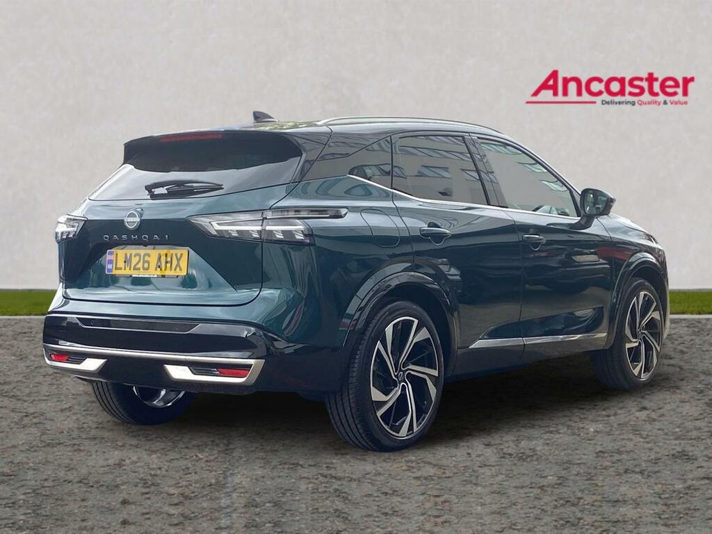 Nissan Qashqai 1.3 Dig-t Mh 158 Tekna Xtronic LM26AHX Black #3