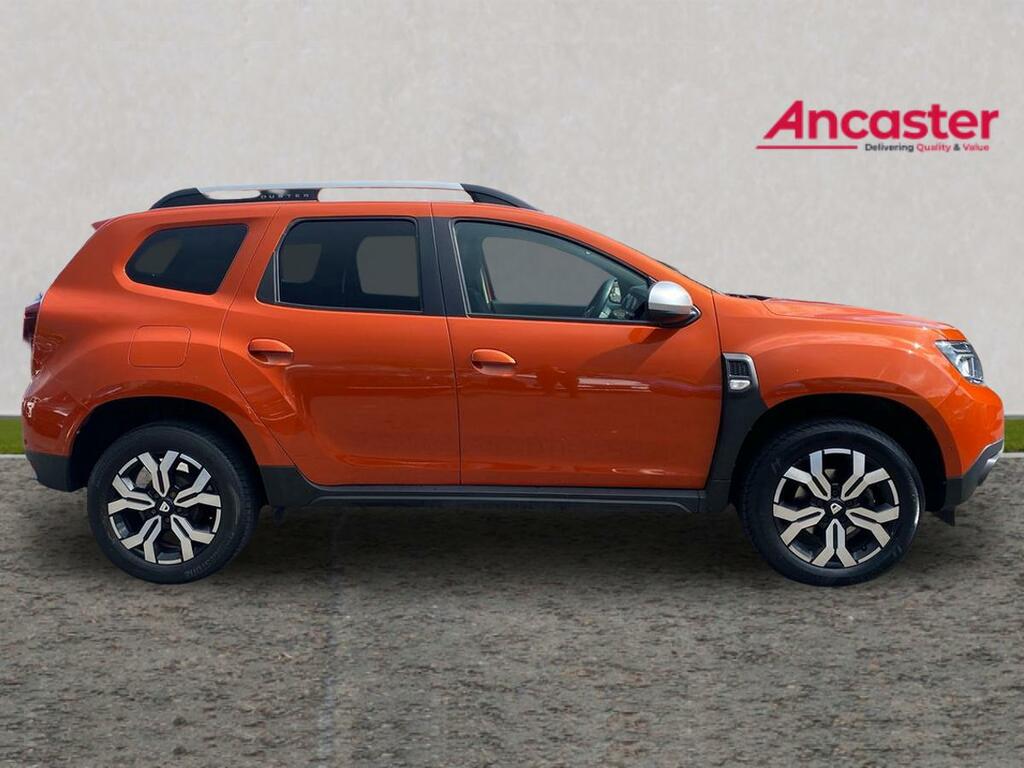 Dacia Duster 1.3 Tce 130 Prestige LV22XRN Orange #2