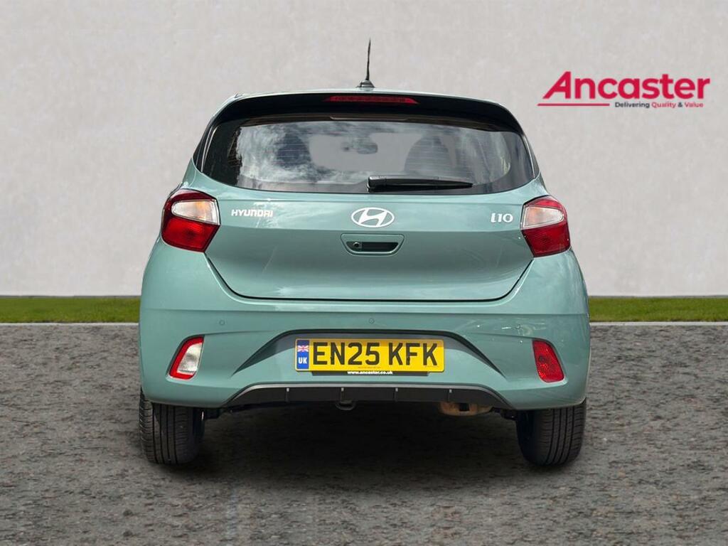 Hyundai I10 1.0 63 Advance Nav EN25KFK Green #4
