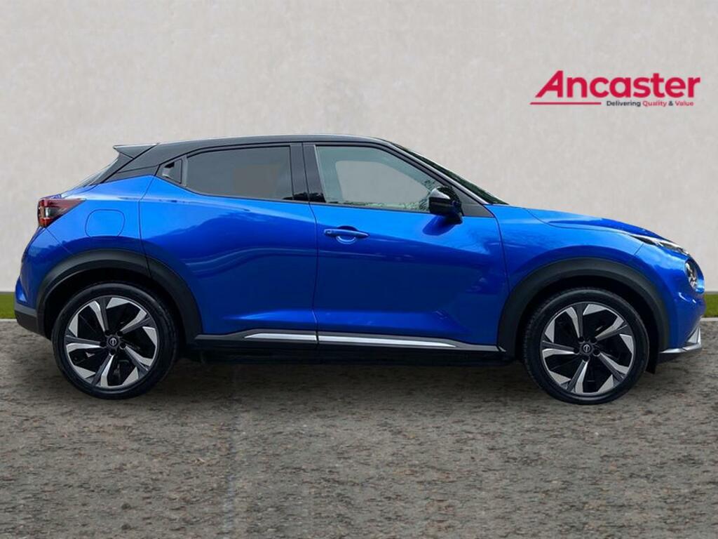 Nissan Juke 1.6 Hybrid Tekna LX75TFK Black #2