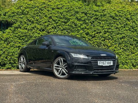 Audi TT 1.8 Tfsi Black FY67HHF Black #2