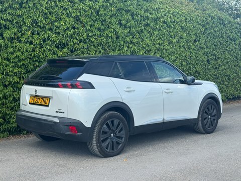 Peugeot e-2008 50Kwh Gt Suv YE20ZNU White #4