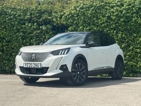 Peugeot e-2008 50Kwh Gt Suv YE20ZNU White #2