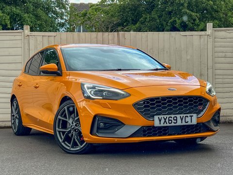 Ford Focus 2.3T Ecoboost St YX69YCT Orange #4