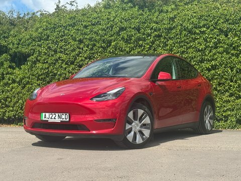 Tesla Model Y Dual Motor Long Red