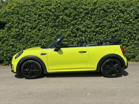 Mini Convertible 1.5 Cooper Sport YD21COR Yellow #6