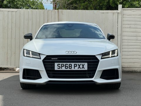 Audi TT 2.0 Tfsi Black SP68PXX White #3