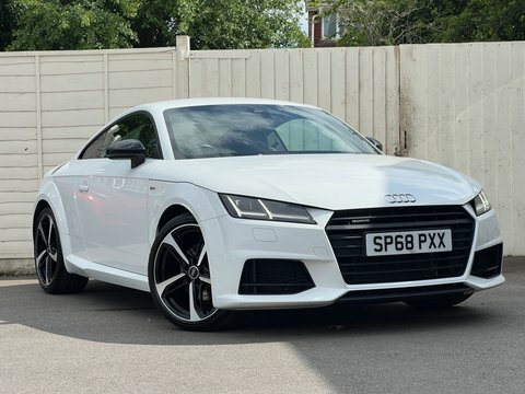 Audi TT 2.0 Tfsi Black SP68PXX White #4