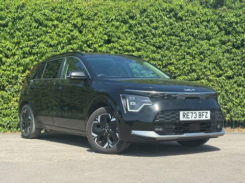 Kia e-Niro 64.8Kwh 4 Suv RE73BFZ Black #3