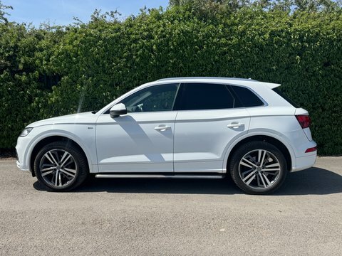 Audi Q5 2.0 Tfsi S FY18TSX White #6