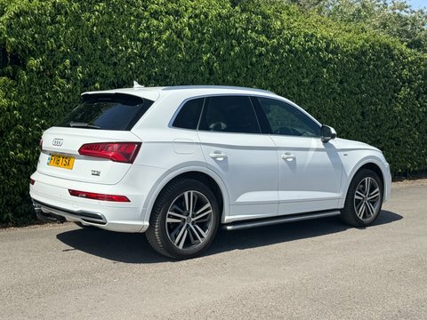 Audi Q5 2.0 Tfsi S FY18TSX White #4