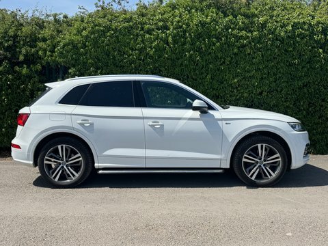 Audi Q5 2.0 Tfsi S FY18TSX White #5