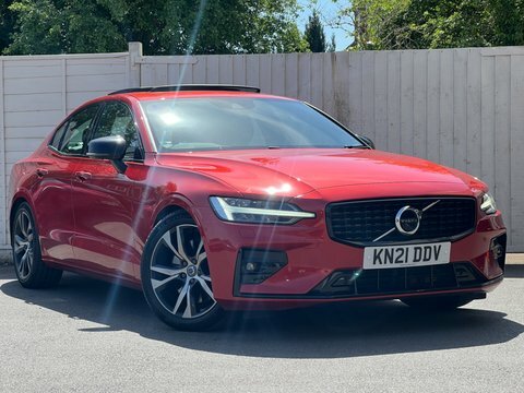Volvo S60 2.0 B5 Mhev KN21DDV Red #4