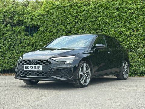 Audi A3 1.5 Tfsi 35 RK73OJE Black #2