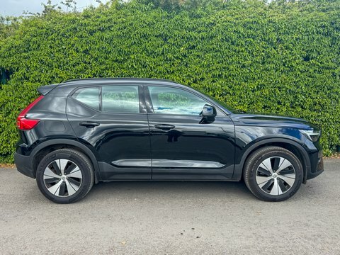 Volvo XC40 1.5H T4 Recharge KM72AUW Black #5